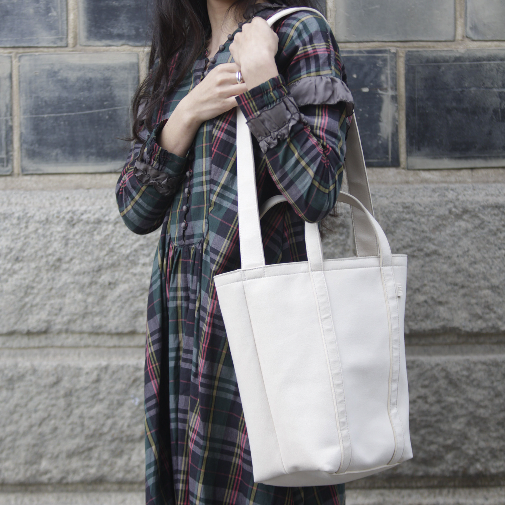 totown /１DAY （トートバッグM）